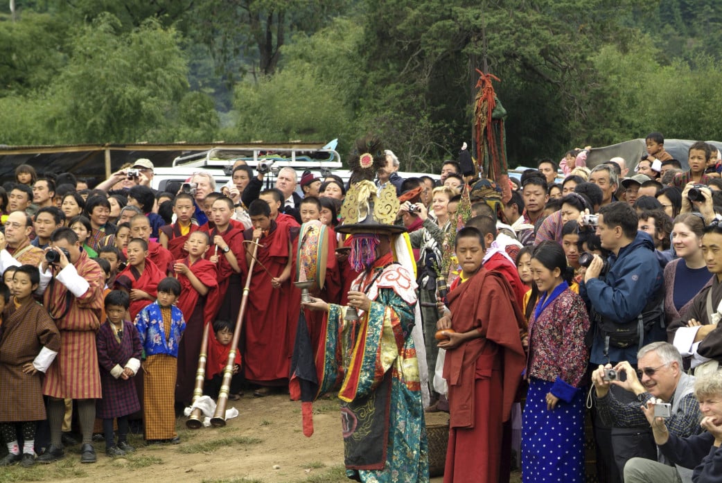 Maskentanz bei einem religiösen Festival in Bhutan