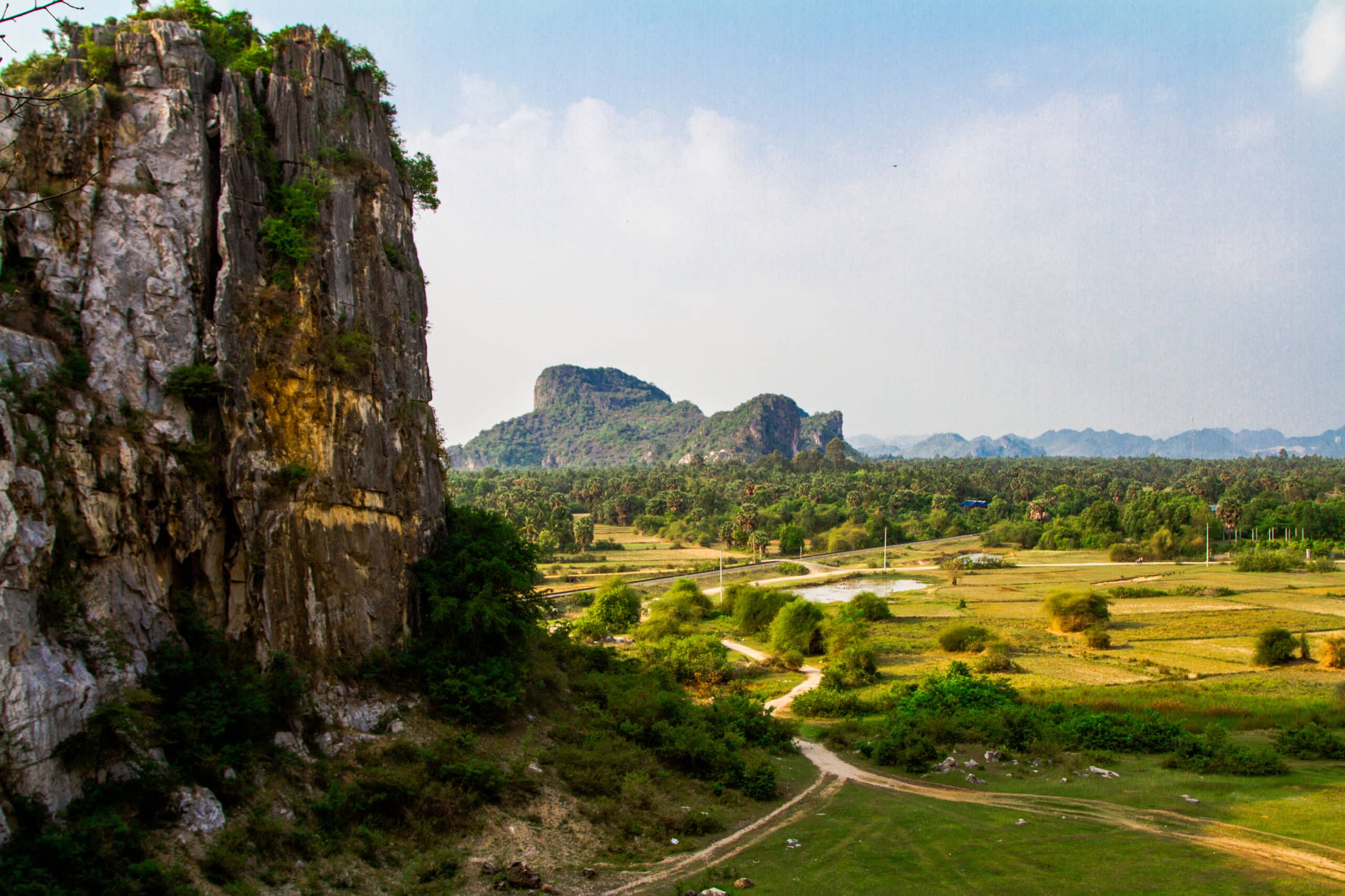 Küstenlandschaft bei Kep in Kambodscha