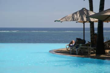 Safari und Badeurlaub in Afrika am Indischen Ozean