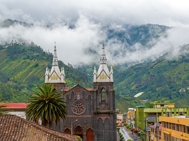Virgen de Agua Santa - Baños - Ecuador