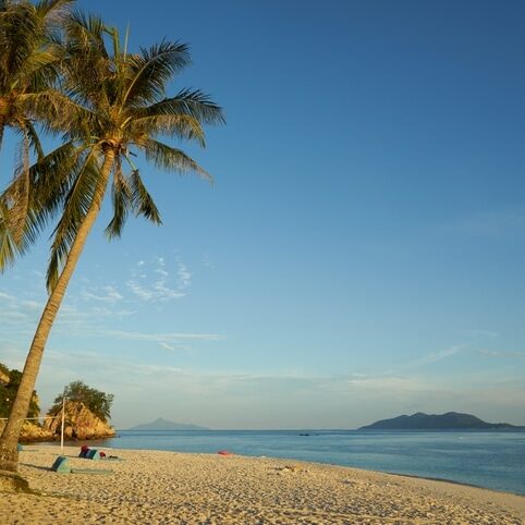 Strand & Palmen - Insel Rawa - Malaysia