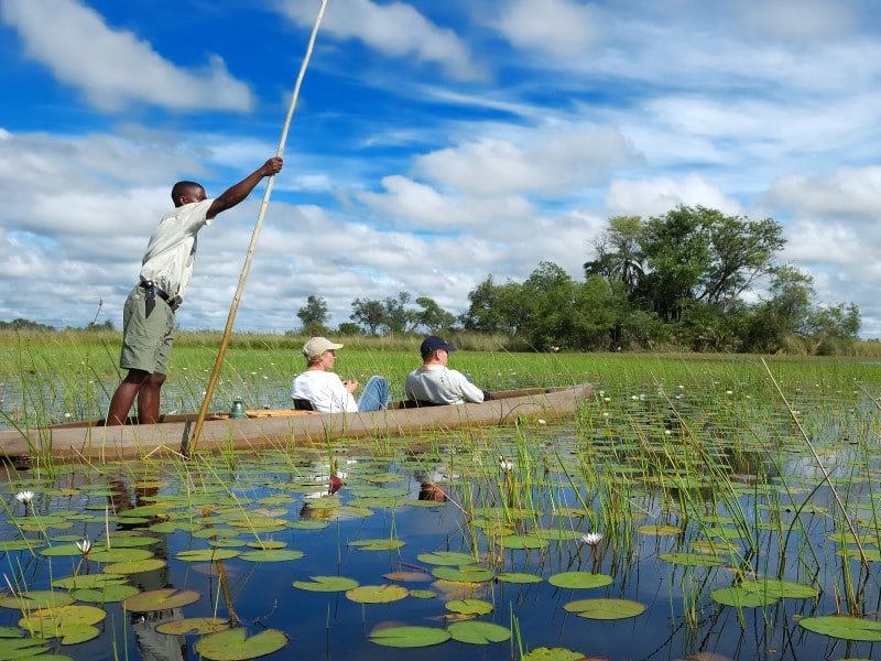 Mokoro-Namibia und Botswana
