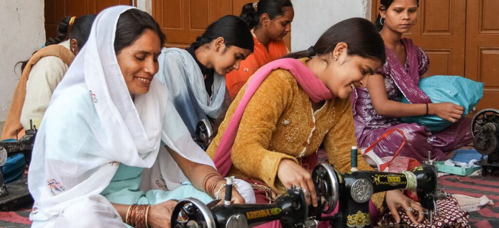 Natürlich auf Augenhöhe – Von den Straßen Delhis zur Wüste Thars