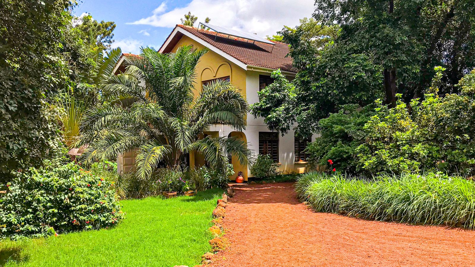 More Than A Drop Gästehaus