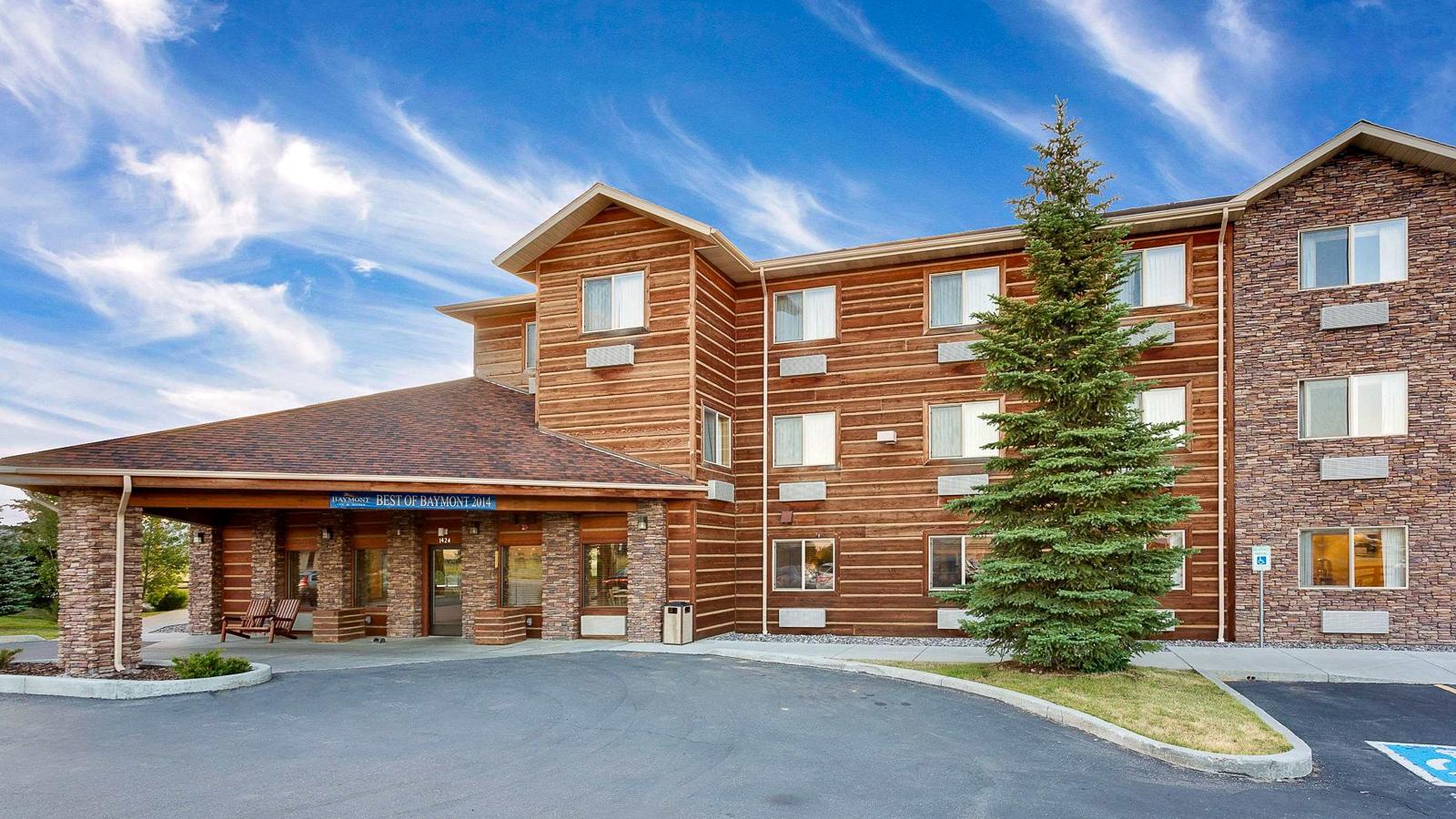 Pinedale Hotel & Suites