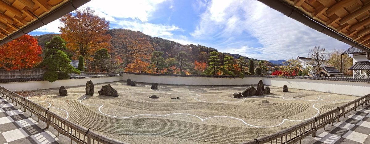 Panorama des Steingartens im Konzen-ji Tempel in Kiso Fukushiima
