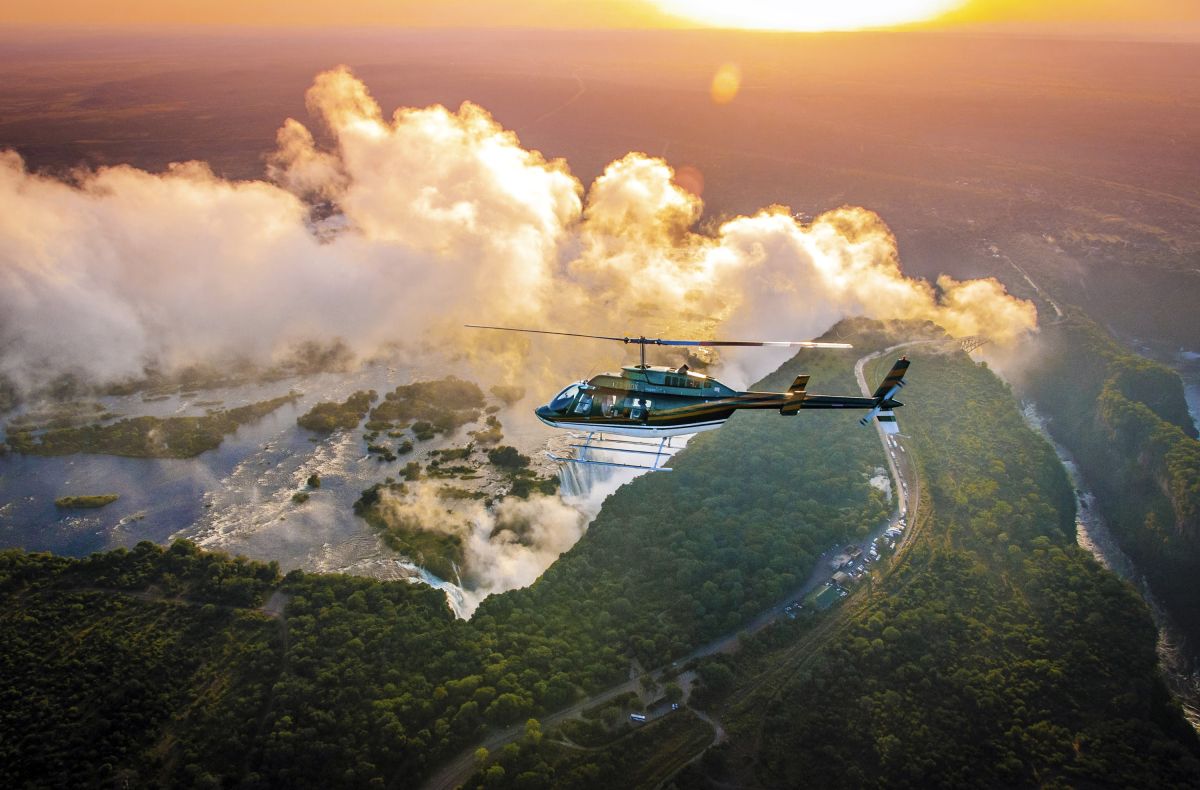 Helikopterflug über die Victoriafälle