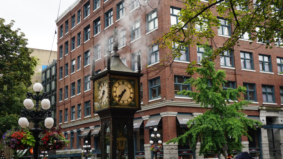 Weltweit erste Dampfuhr in Vancouver Downtown