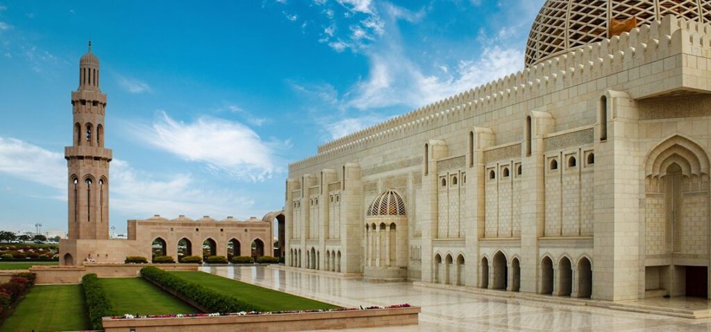 Natürlich mit Rückenwind – Per E-Bike durch das orientalische Königreich