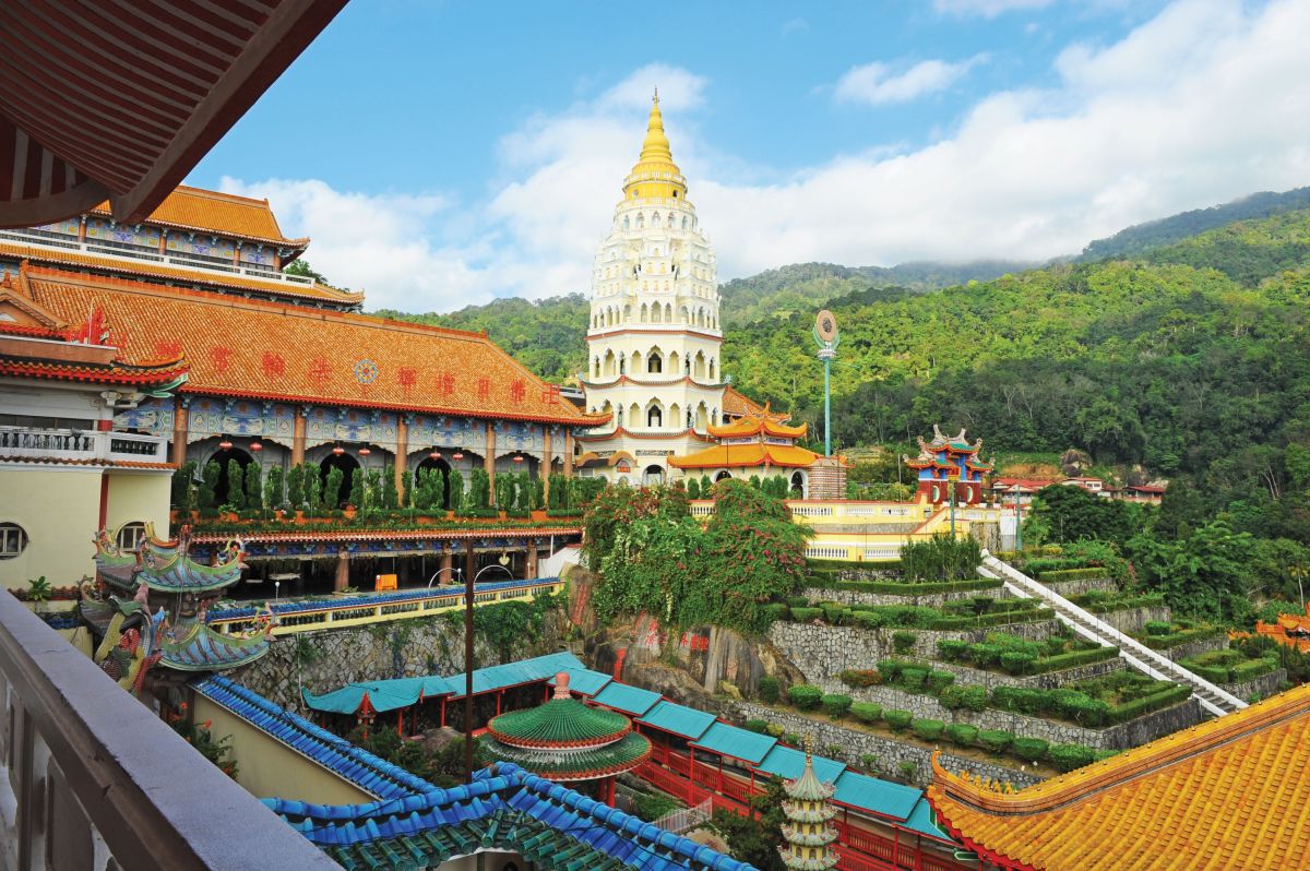 Fantastischer Blick auf den Kek-Lok-Si-Tempel in George Town, Malaysia