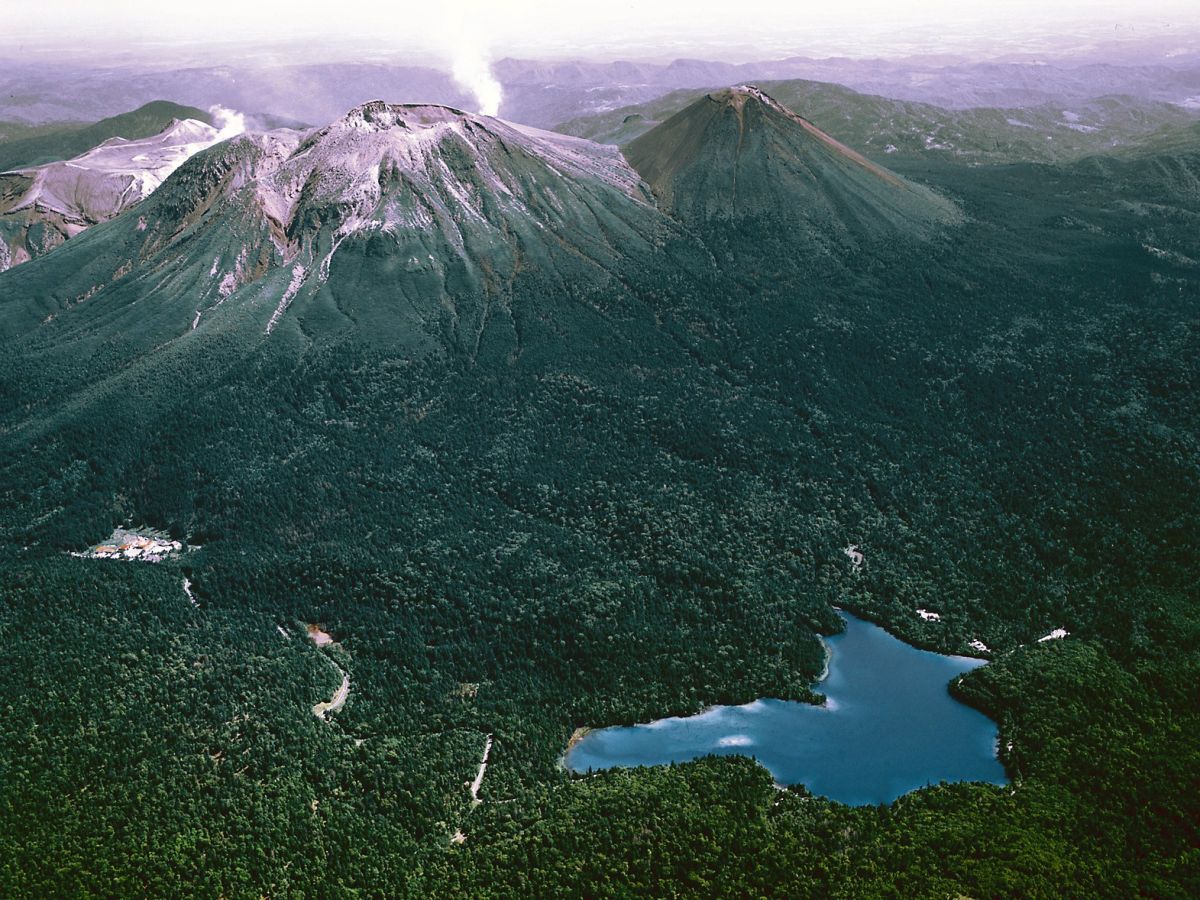 Akan-Mashu-Nationalpark: Entdecken Sie die beeindruckenden Vulkane und Seen in Japan