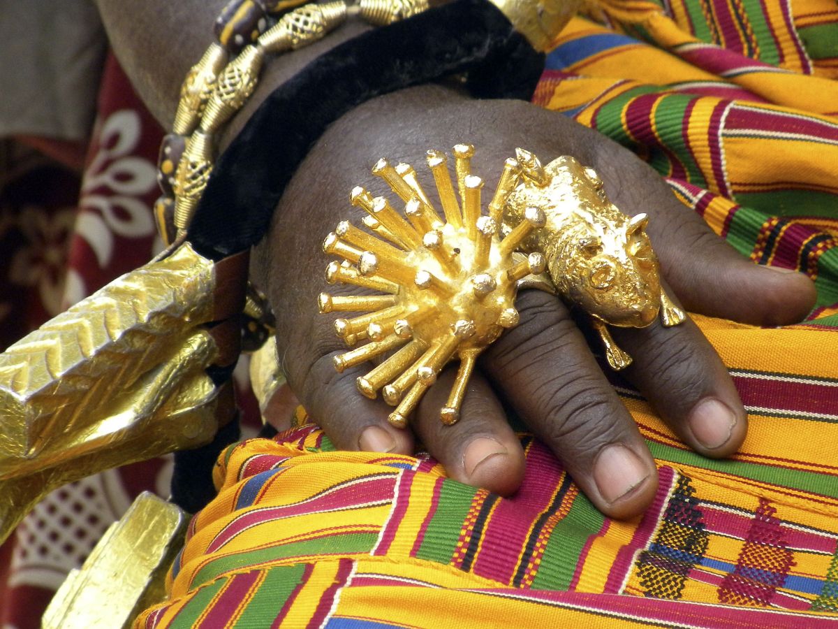 Ashantikönig: Ein Blick auf kunstvolle Handwerkskunst in Ghana