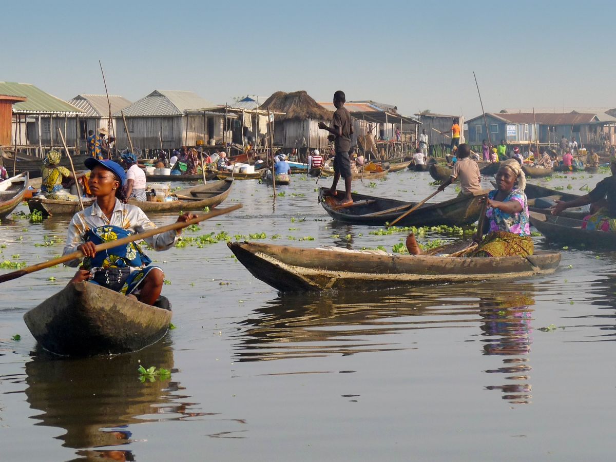 Bootsfahrt nach Ganvie: Entspannen auf dem Fluss in Benin