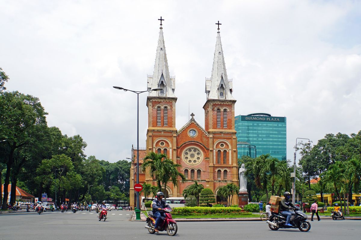 Kirche Notre Dame in Saigon - Ein beeindruckendes Wahrzeichen in Vietnam