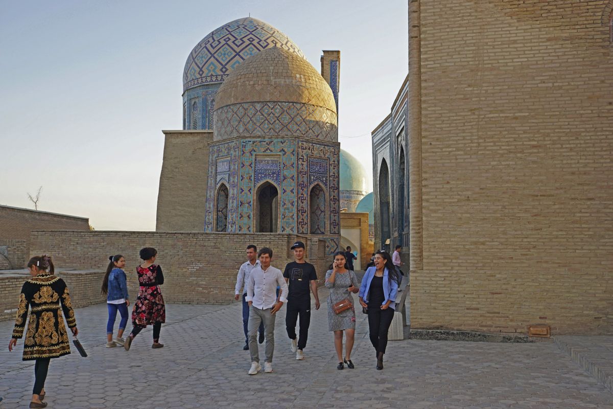 Entdecken Sie die Samarkand Nekropole Shakhi-Zinda auf der Seidenstraße in Usbekistan