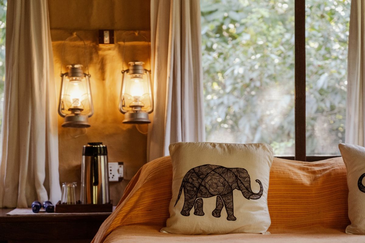 Doppelzimmer Tiger Tops Lodge Bardia – Ruhe und Komfort in Nepal