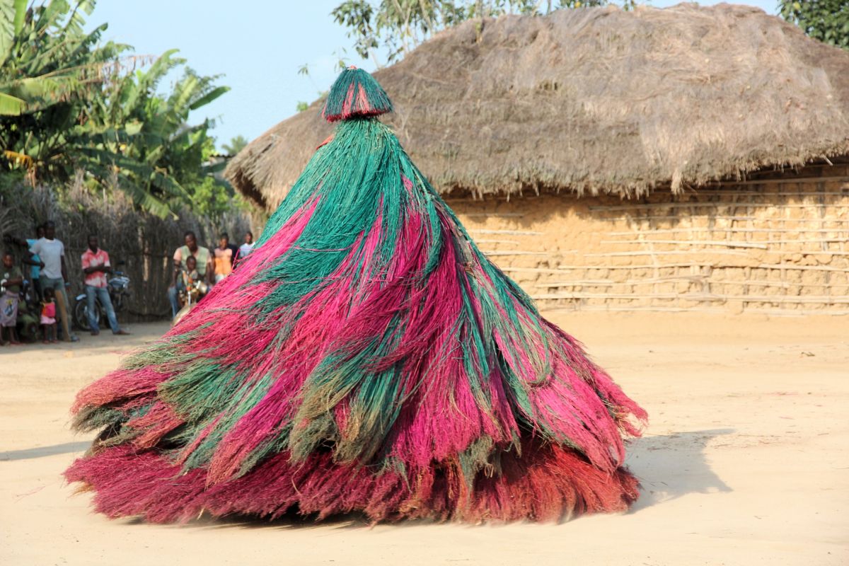 Zangbeto-Zeremonie in Benin: Lebendige Kultur und Tradition erleben