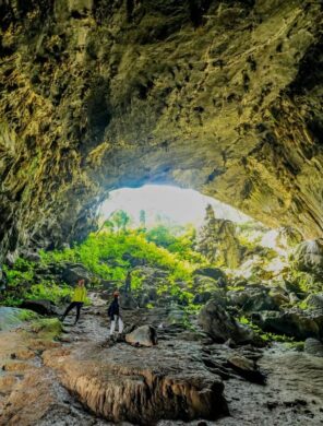 Elephant Cave, Mada Valley