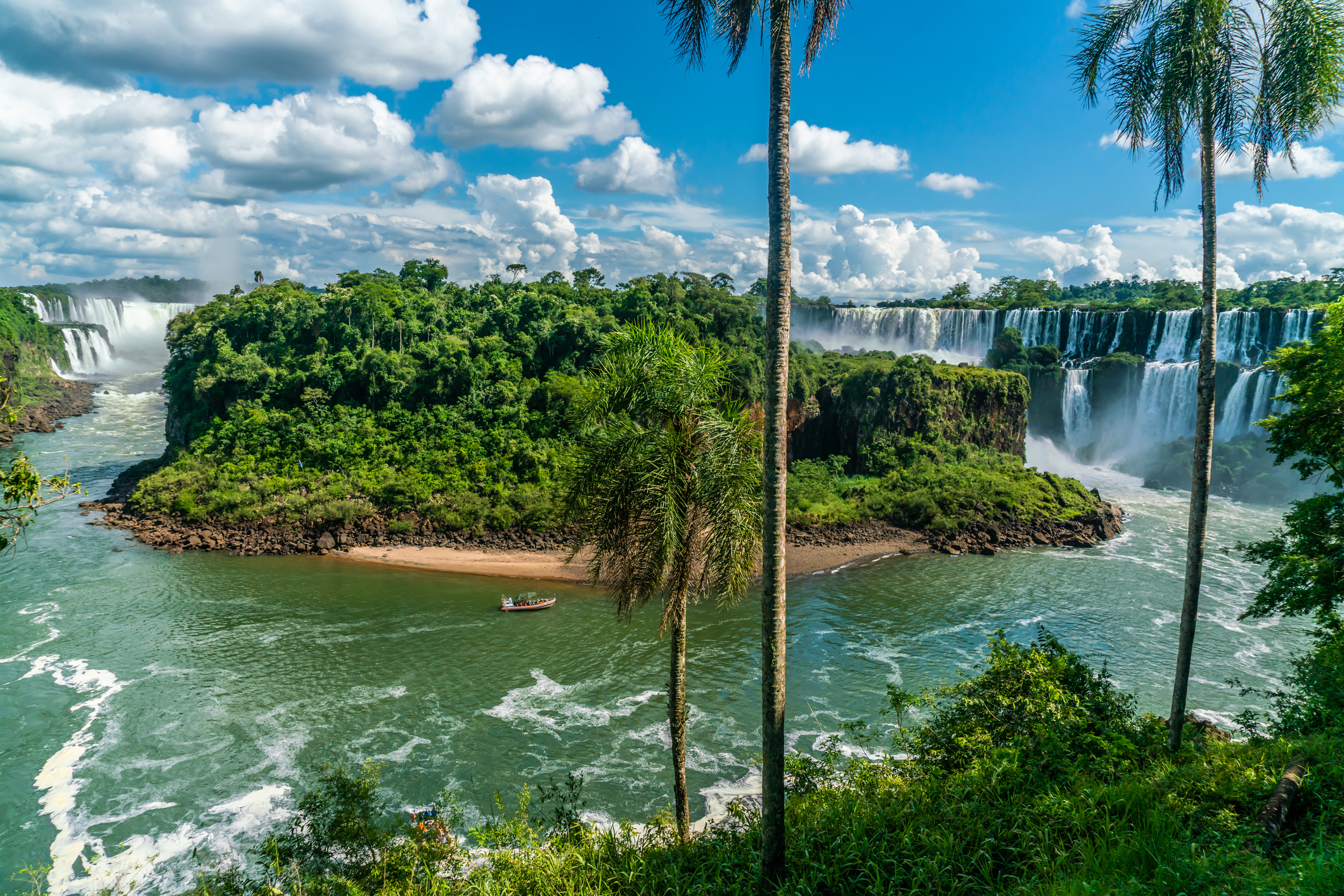 Ausblick auf die Iguazú-Wasserfälle 