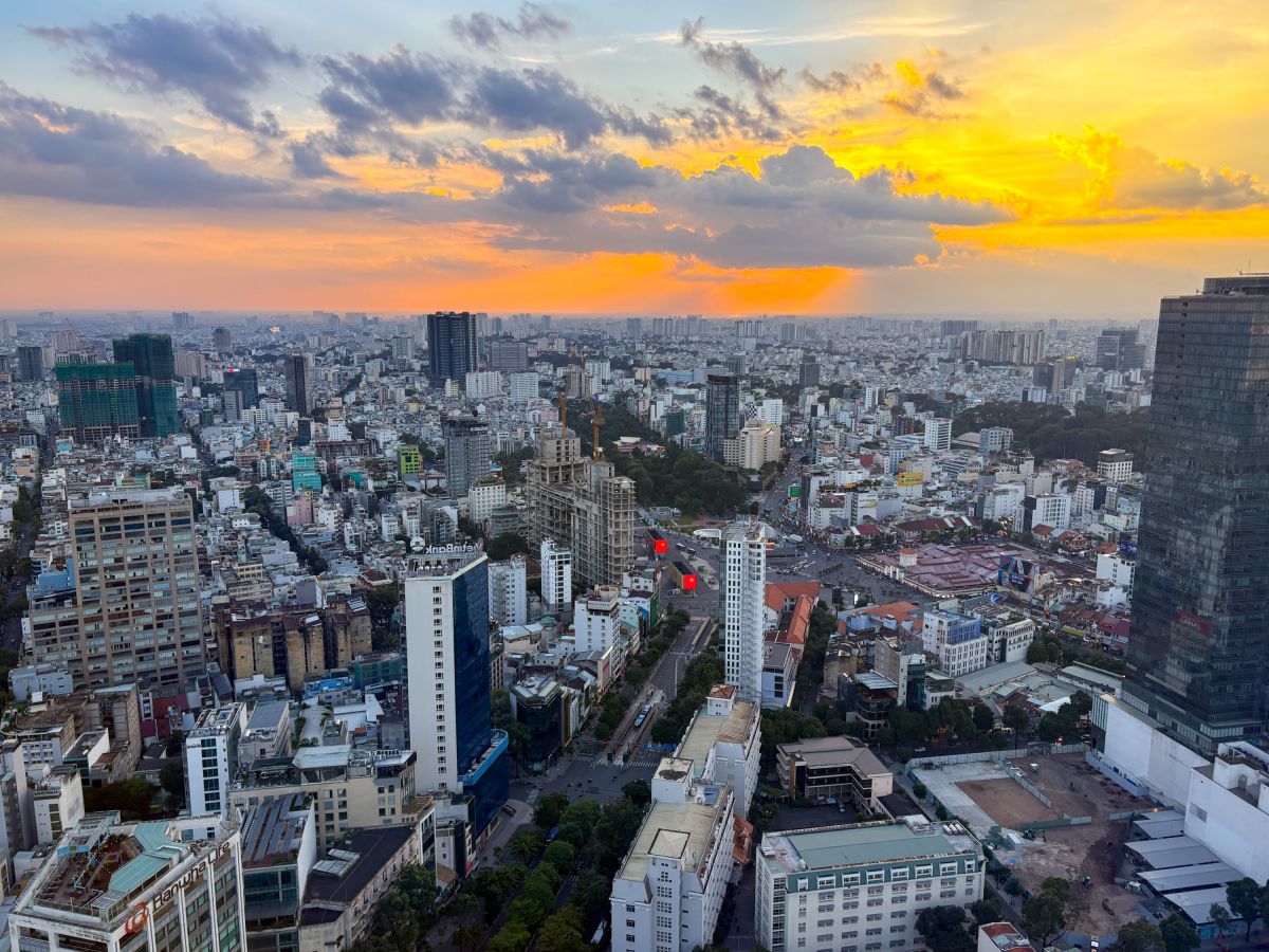 Erleben Sie den Sonnenuntergang über Ho-Chi-Minh-Stadt, Vietnam