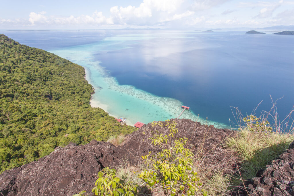 Malerischer Panoramablick vom Tun Sakaran Marine Park