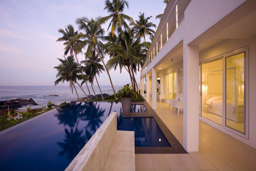 Luxuriöse Villa am Wasser in Sri Lanka